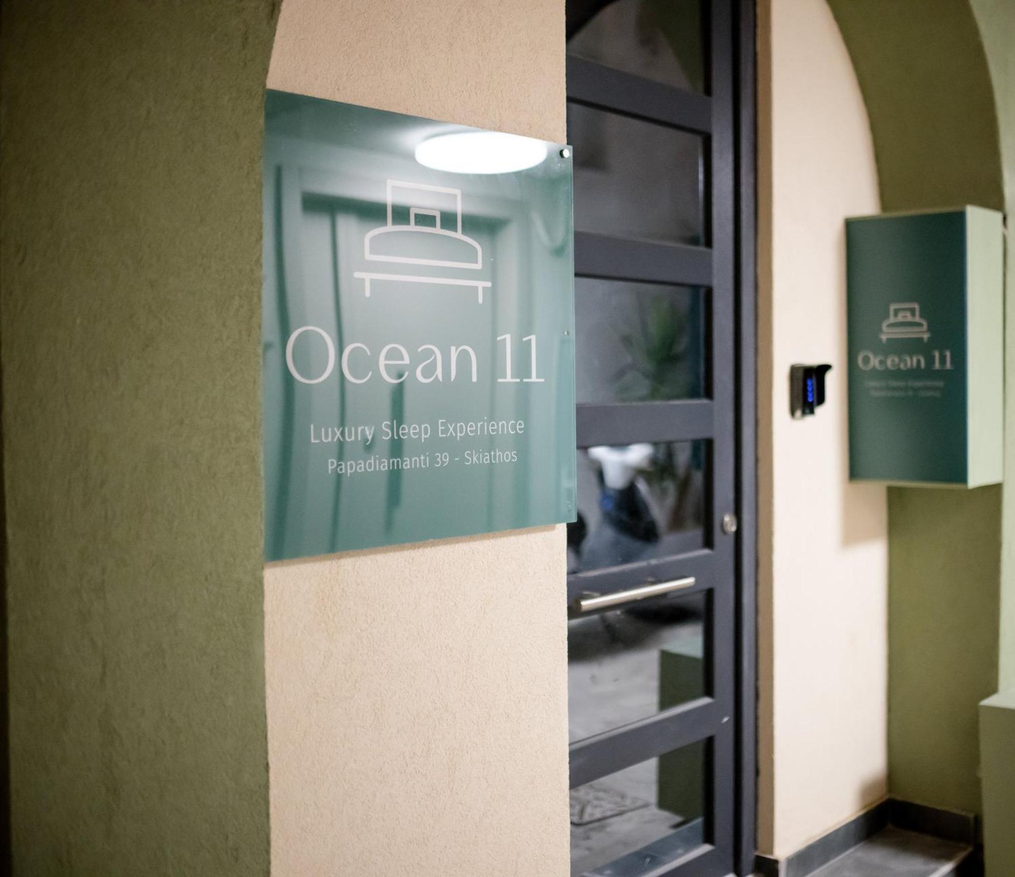 Ocean 11 Hotel Skiathos Town Bagian luar foto