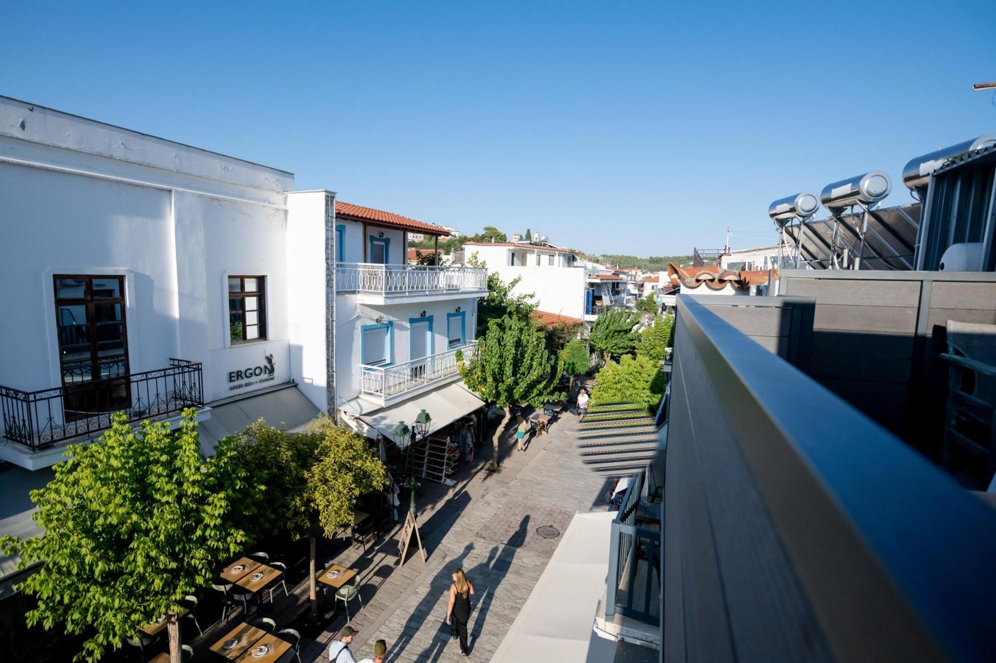 Ocean 11 Hotel Skiathos Town Bagian luar foto