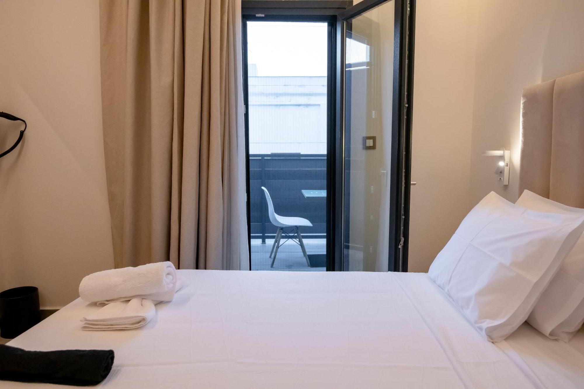 Ocean 11 Hotel Skiathos Town Bagian luar foto