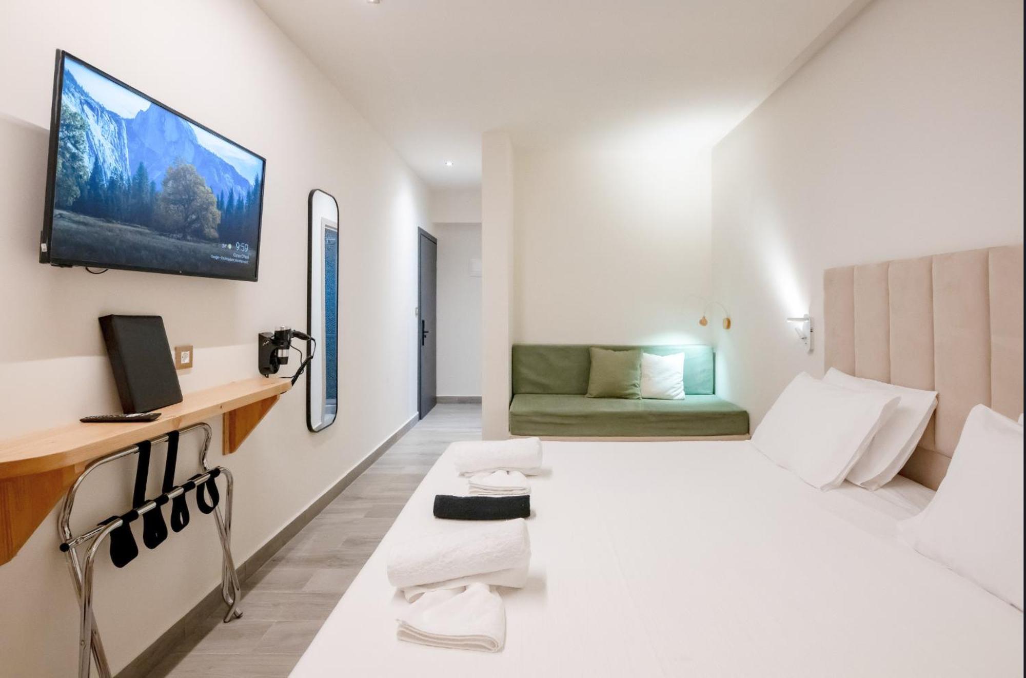 Ocean 11 Hotel Skiathos Town Bagian luar foto
